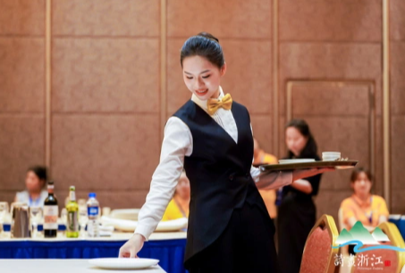 婚车租赁合川最好的婚庆公司轮播图3